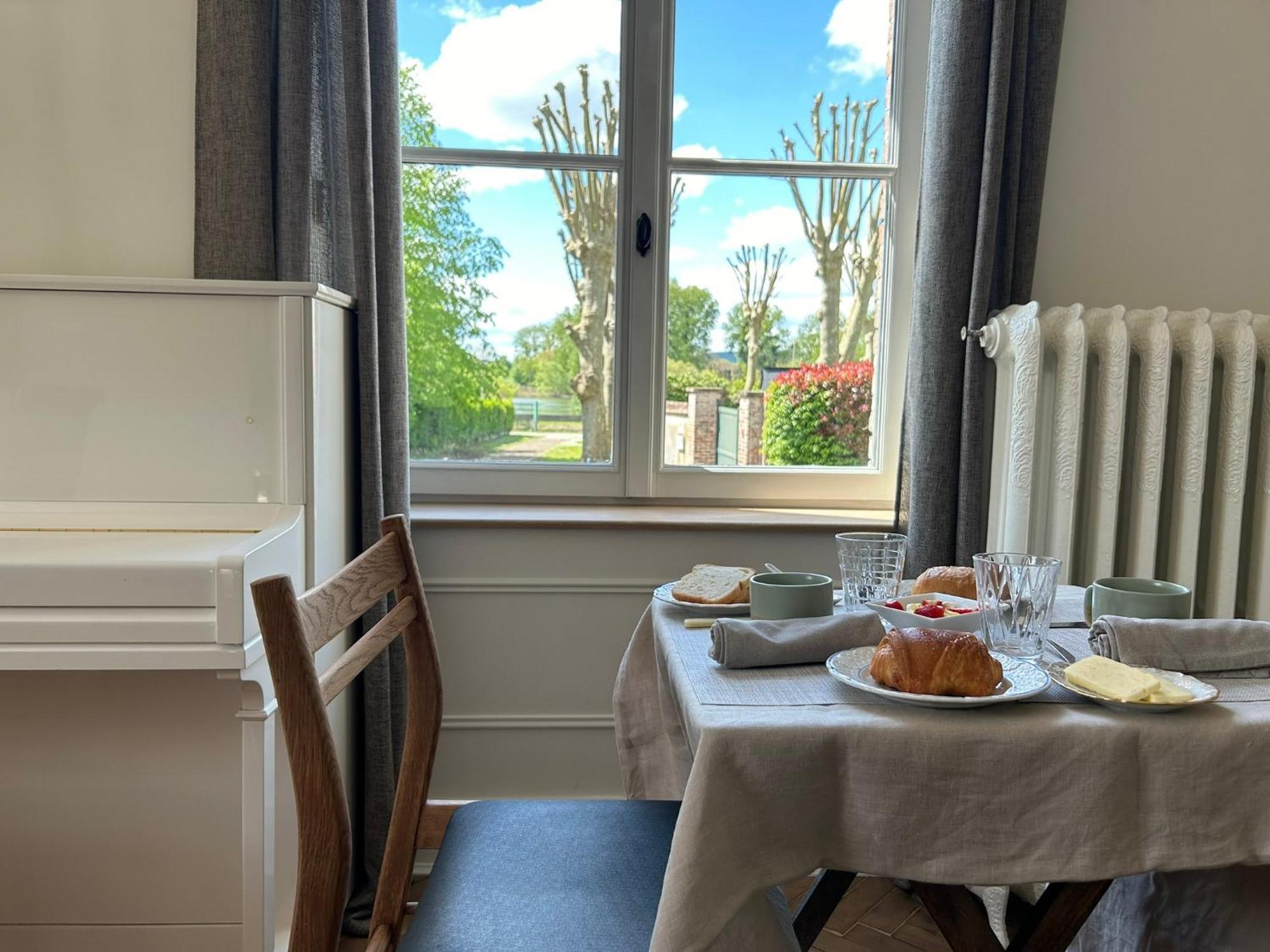 Villa Du Vieux Chateau 레장들리 외부 사진